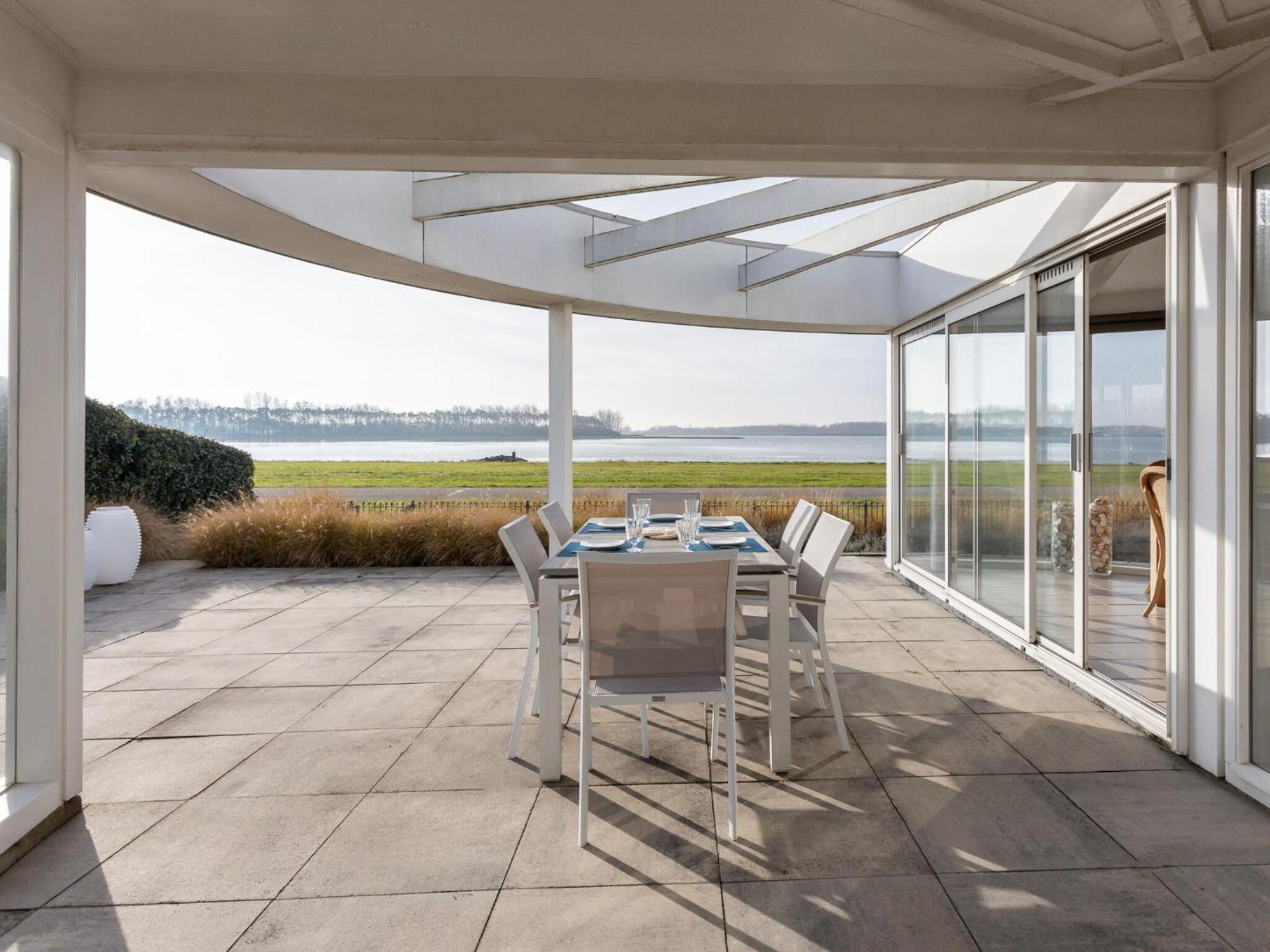 Beautiful, Luxurious On The Veerse *